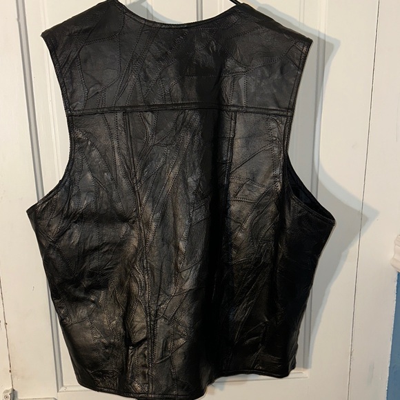 Genuine Leather Black Vest for Men - Picture 6 of 6